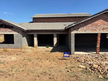 Incomplete 4 bed House for Sale in Rockview B