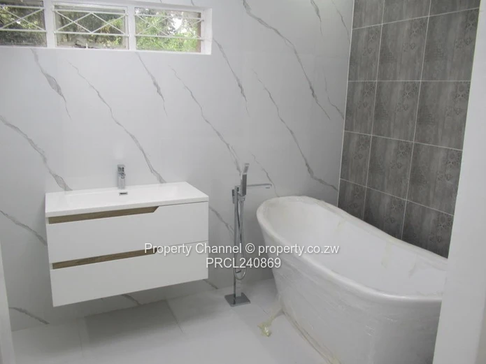 3 Bedroom apartment for rent in Chisispiti