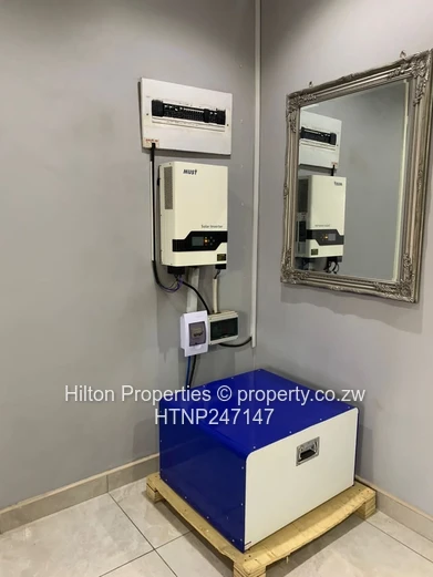 Spacious 5-Bed Parktown Home with Modern Kitchen & Borehole
