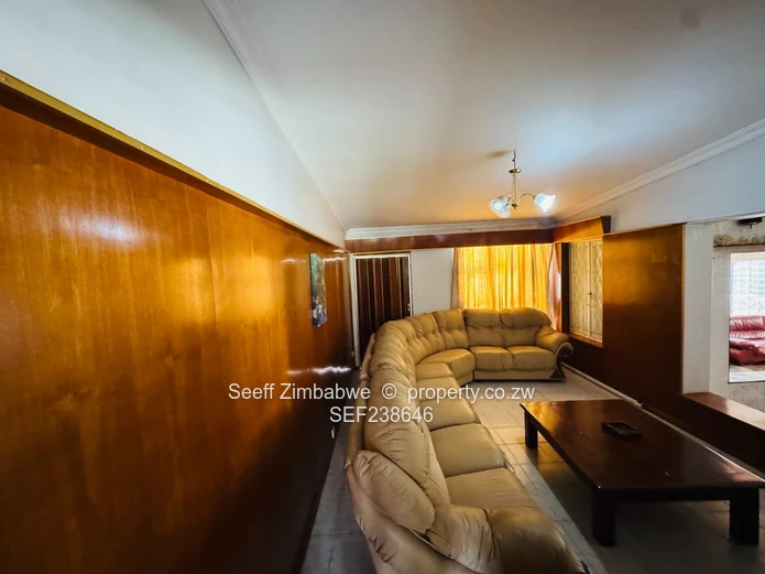 Charming Farm Retreat With Luxurious Touches