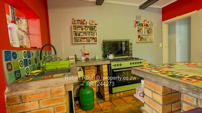 House for Sale in Monavale (Sole Mandate)