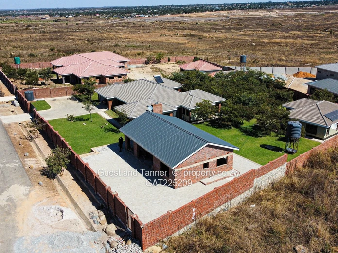 5-Bedroom Family Estate For Sale in Sunway City, Harare East 