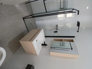 2 Bedroom Flat & Apartment