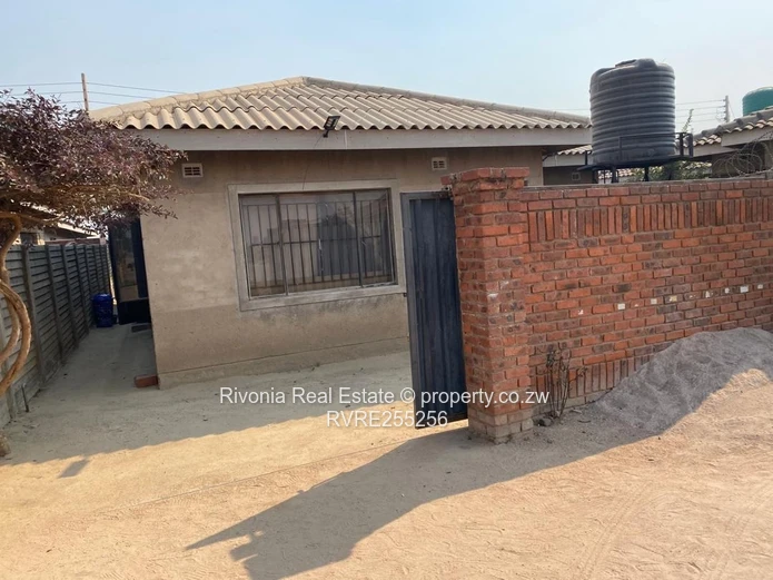 Fidelity 3-Bed House with Borehole & Water Tank