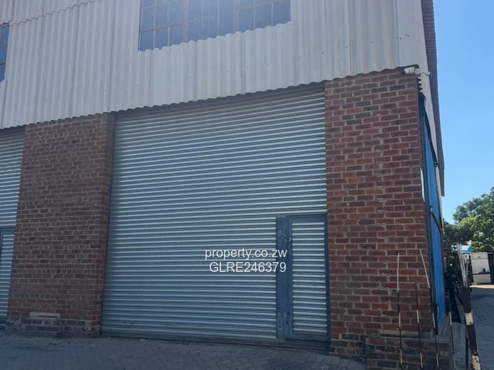 360sqm Ardbennie Warehouse for Rent — Roller Doors & Borehole