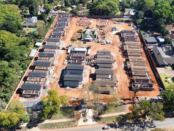 4 Bedroom Flat & Apartment