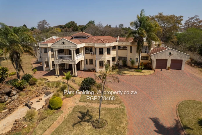Double Storey Home With Endless Potential !!!!!!! (Sole Mandate)