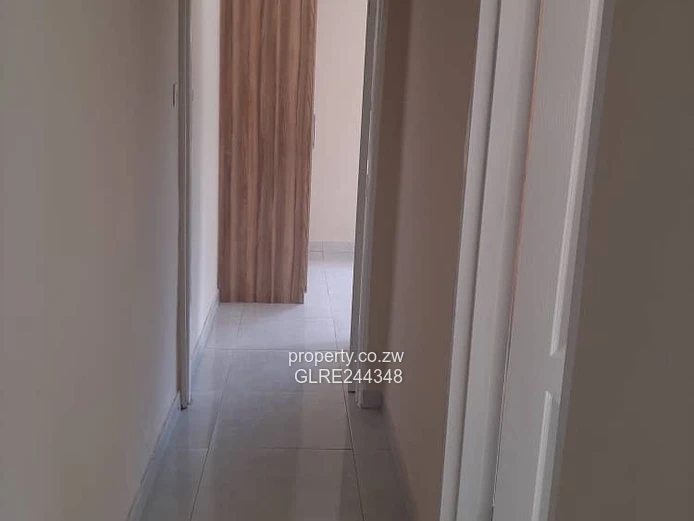 Marlborough 3-Bed Flat with Borehole & Modern Kitchen