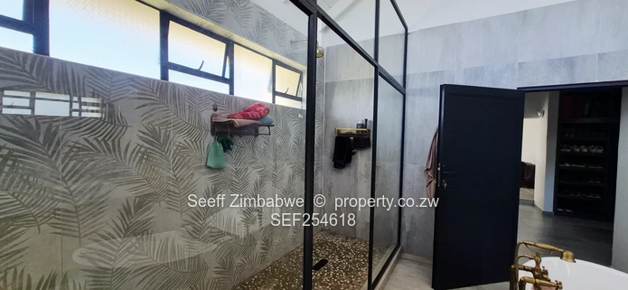 Fairview Elegance | Spacious 4-Bedroom Home with a Fresh Mint Finish (Sole Mandate)