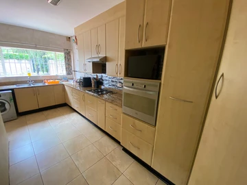 3 Bedroom Garden Flat