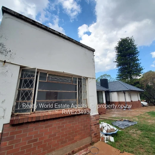 Property to Let – Avondale, Ridge Road, With Main-Road Frontage