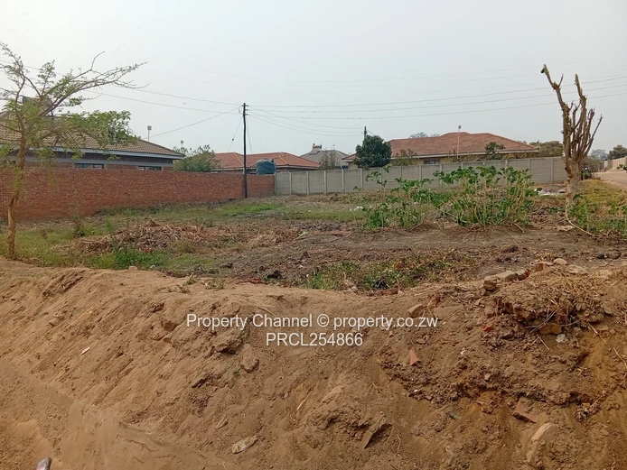 Prime 739 sqm Corner Stand in a Secure Gated Community