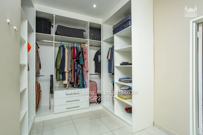 4 Bedroom House for Sale in Westgate