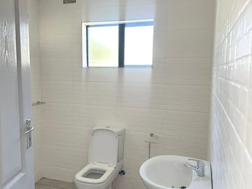 17 Unit Townhouse Complex