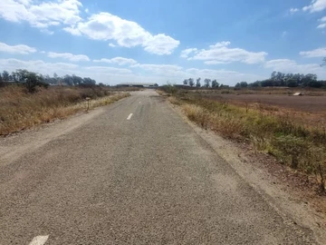 Commercial & Industrial Land