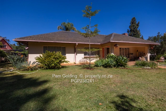 Spacious Home On 1 Acre