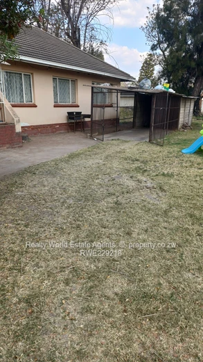 Hatfield House for Sale