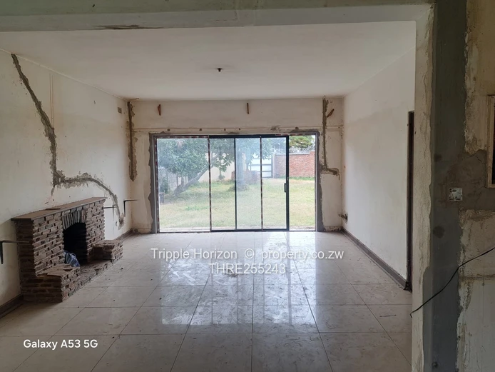 Double-Storey 4BR Family Home in Sentosa - Large Garden & Staff Quarters