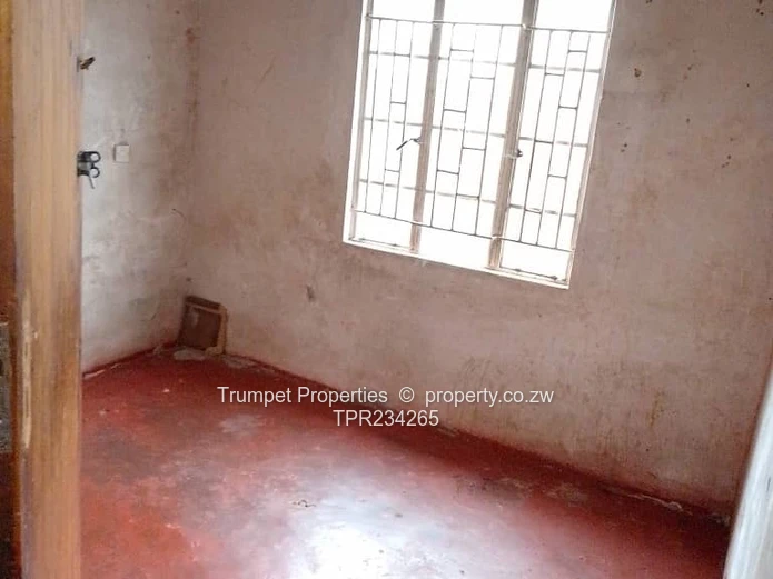 5-Bed Family Home in Budiriro — Walled with Verandah (Sole Mandate)