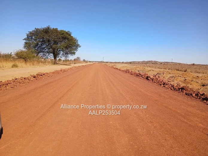 Somerby Estate 300 m² Stands — Gravel Roads, Cleared Plots