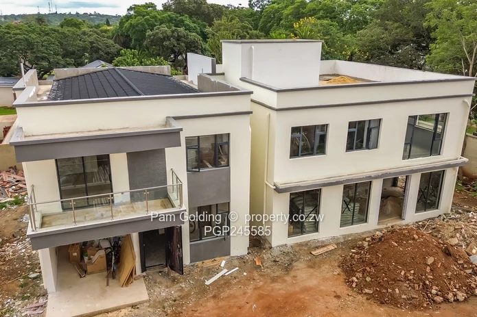 PRICE REDUCED — Upmarket Townhouses for Sale in Highlands