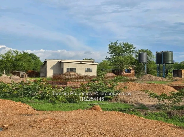 Kadoma: Prime School Stand For Sale