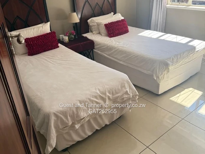 Luxury 4-Bedroom Family Home on 3,966m² – Highlands