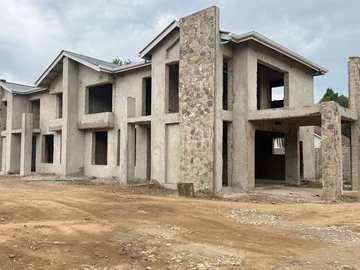 4 Bedroom Townhouse Complex