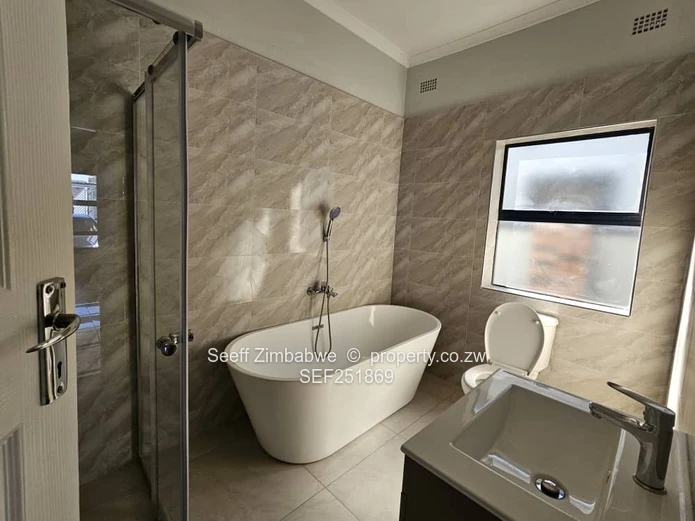 EXCLUSIVE CLUSTER LIVING In STRATHAVEN: 3-BEDROOM