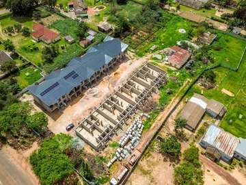 4 Bedroom Flat & Apartment