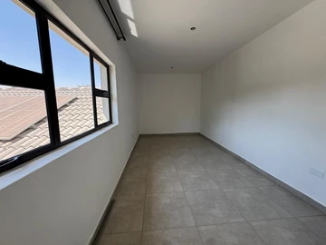 7 Bedroom House