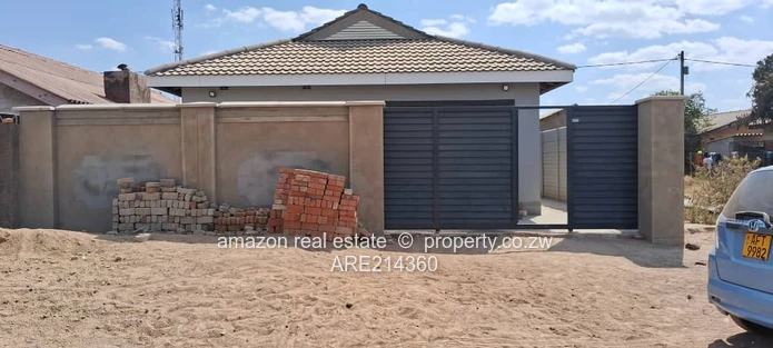 5bedroomed house for sale