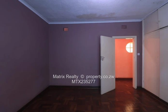 Avondale West House To Let