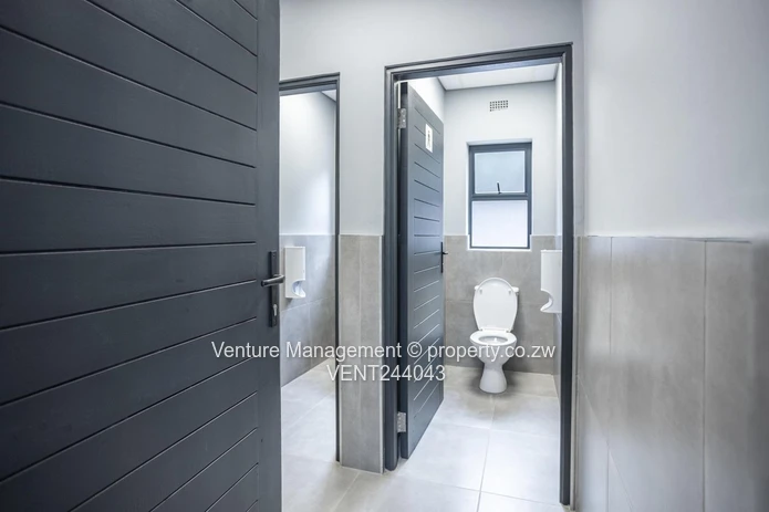 POMONA| 259sqm Warehouse For RENT