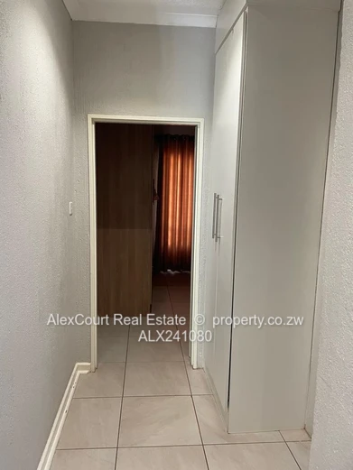 Apartment In A Gated Cluster Community (Sole Mandate)