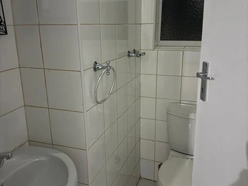 Madokero mews garden apartment to let