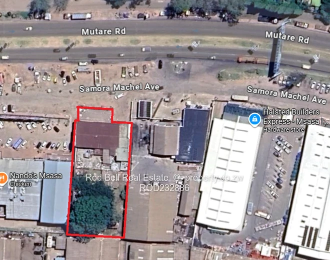 Main road frontage !!!