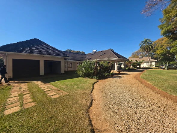 Home In Avondale West