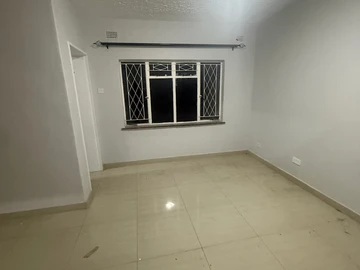 3 Bedroom Flat & Apartment