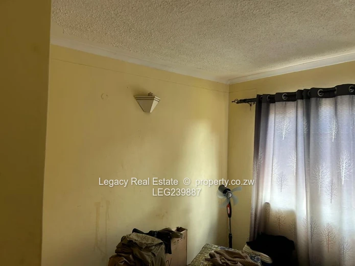 Three-Bedroom Duplex With Own Yard To Let In Marlborough