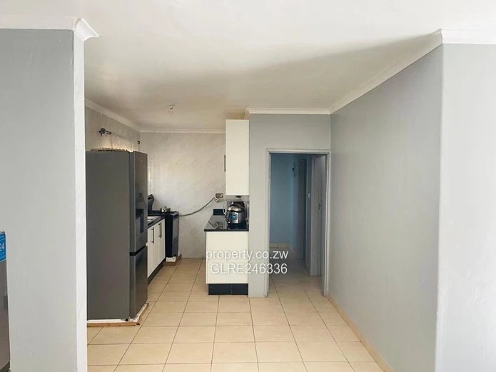 Exposed-brick 2-Bed Cottage in Waterfalls — Borehole & Driveway