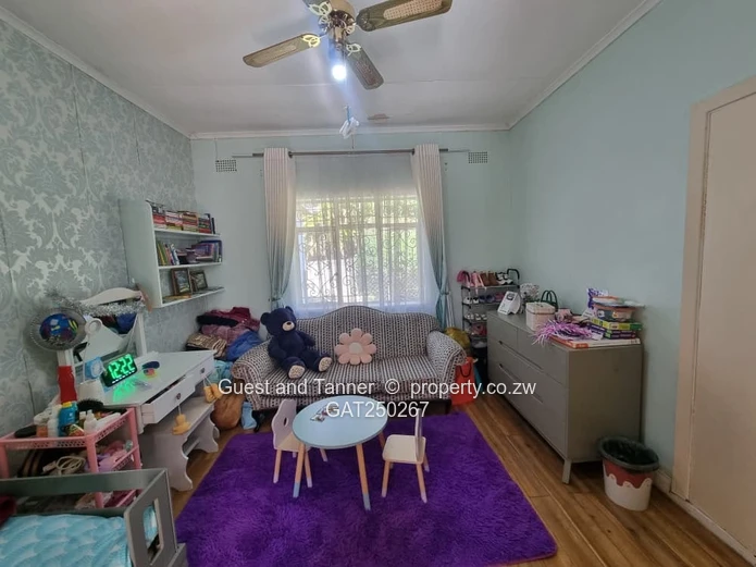 Luxury 4-Bedroom Family Estate on 1 Acre with Tennis Court & Pool | Hillside, Bulawayo