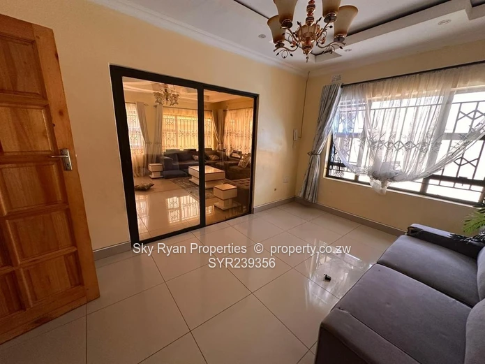 Zimre Park House To Let