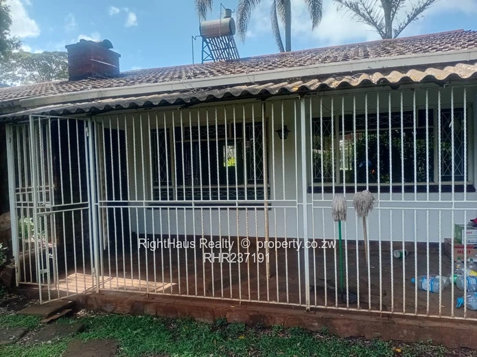 A Cozy Garden Flat To Rent In Marlborough