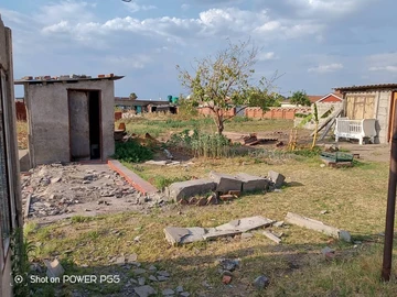 Stands & Residential Land