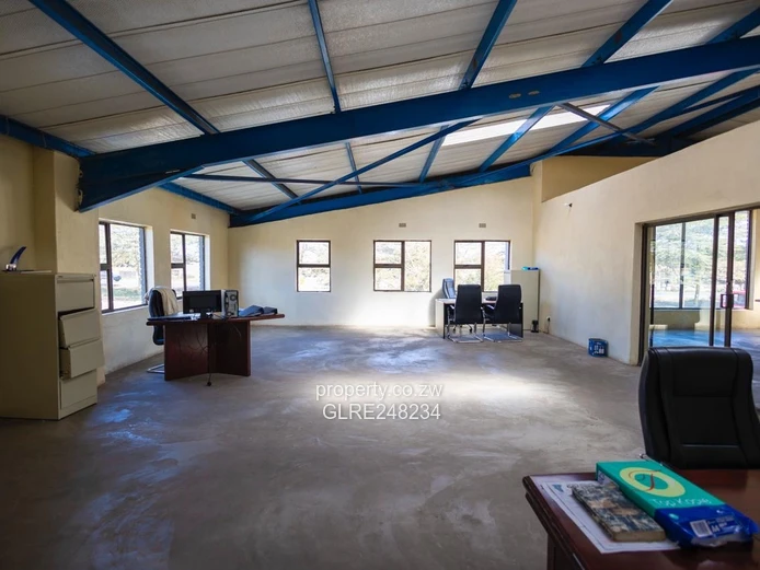 2,000 sqm Warehouse/Factory on 2,600 sqm Land in Madokero, Borehole