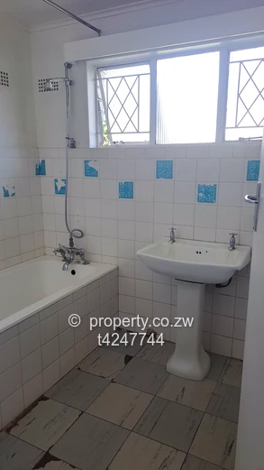 Hillside 3 bedroom house to rent as offices 