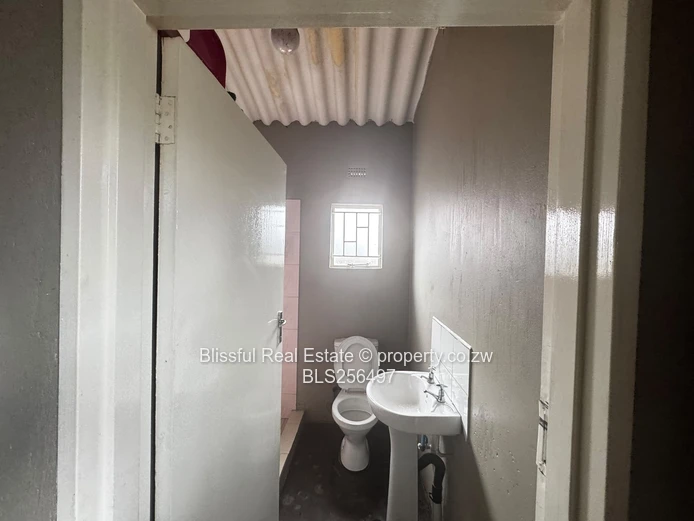 2 bedroom house for sale in budiriro cabs 