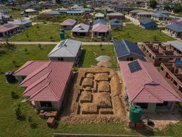 Stands & Residential Land