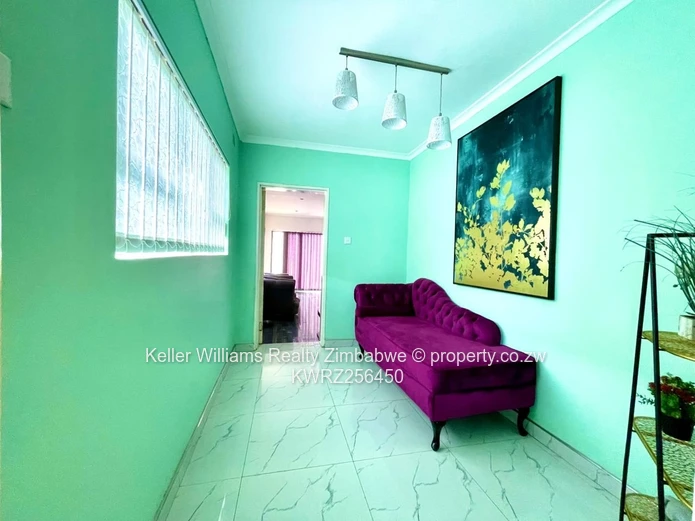 Elegant 5-Bedroom Family Home with Pool and Entertainment Areas, Haydon Park  (Sole Mandate)